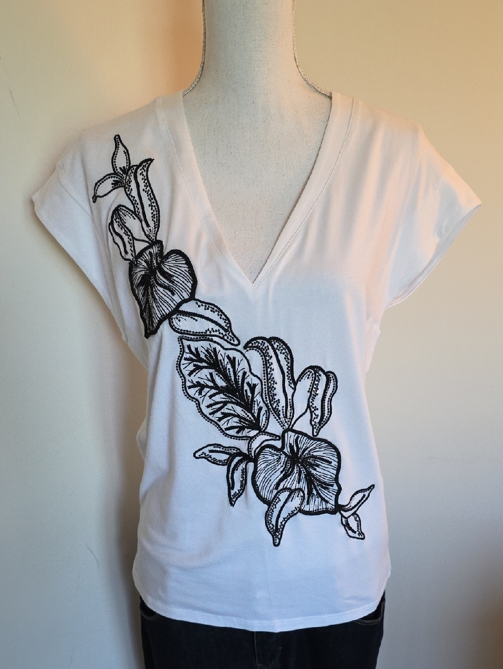 White V-Neck Floral Embroidered Women's Top